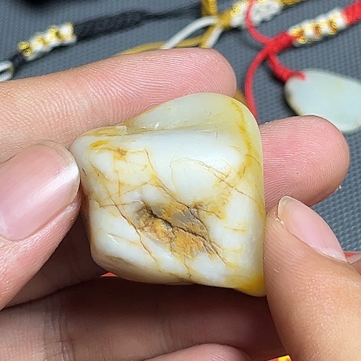 和田玉（子料）未镶嵌珠宝奇石33.5