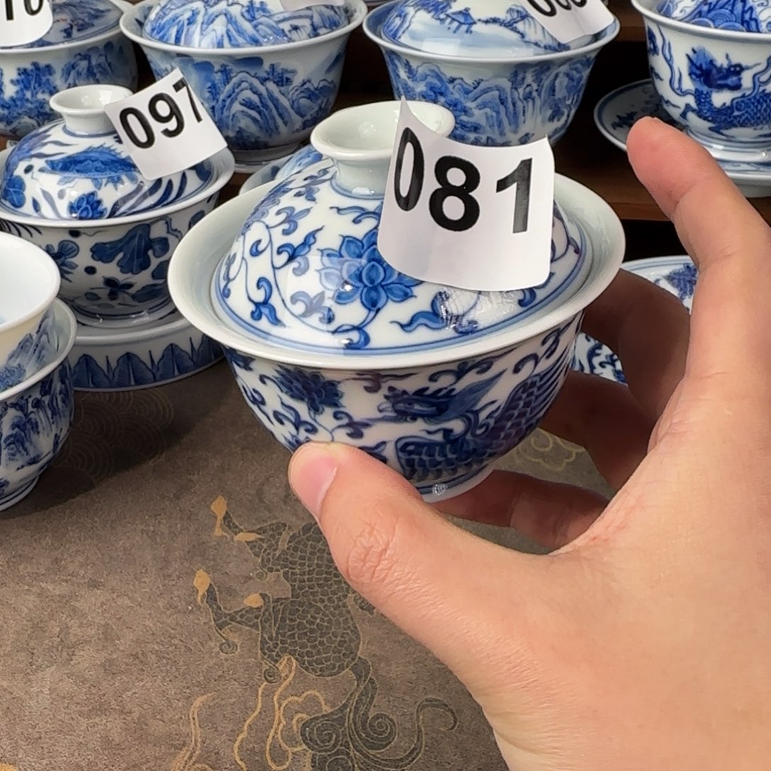 景德镇手绘龙凤盖碗