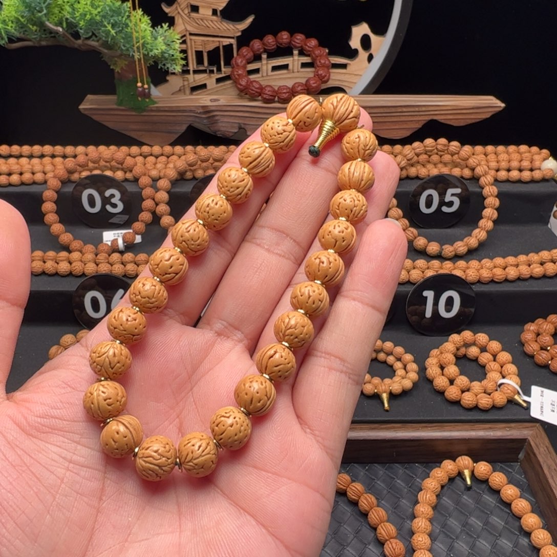 志***聪手串文玩核桃精品野生桃核手持辽西黄桃