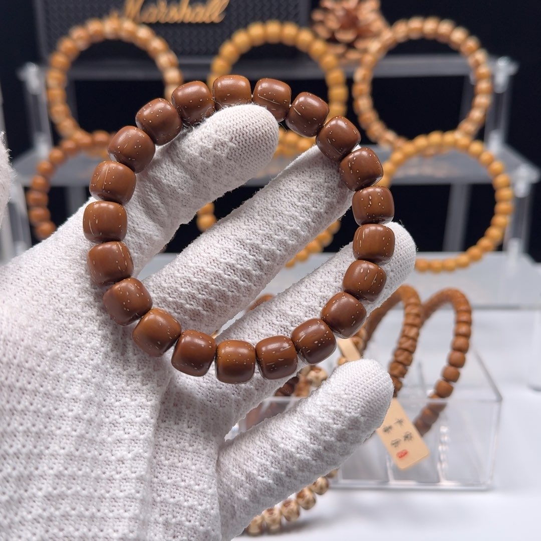 凡***琦紫金鼠手串实心紫金鼠 老型 实心11mm