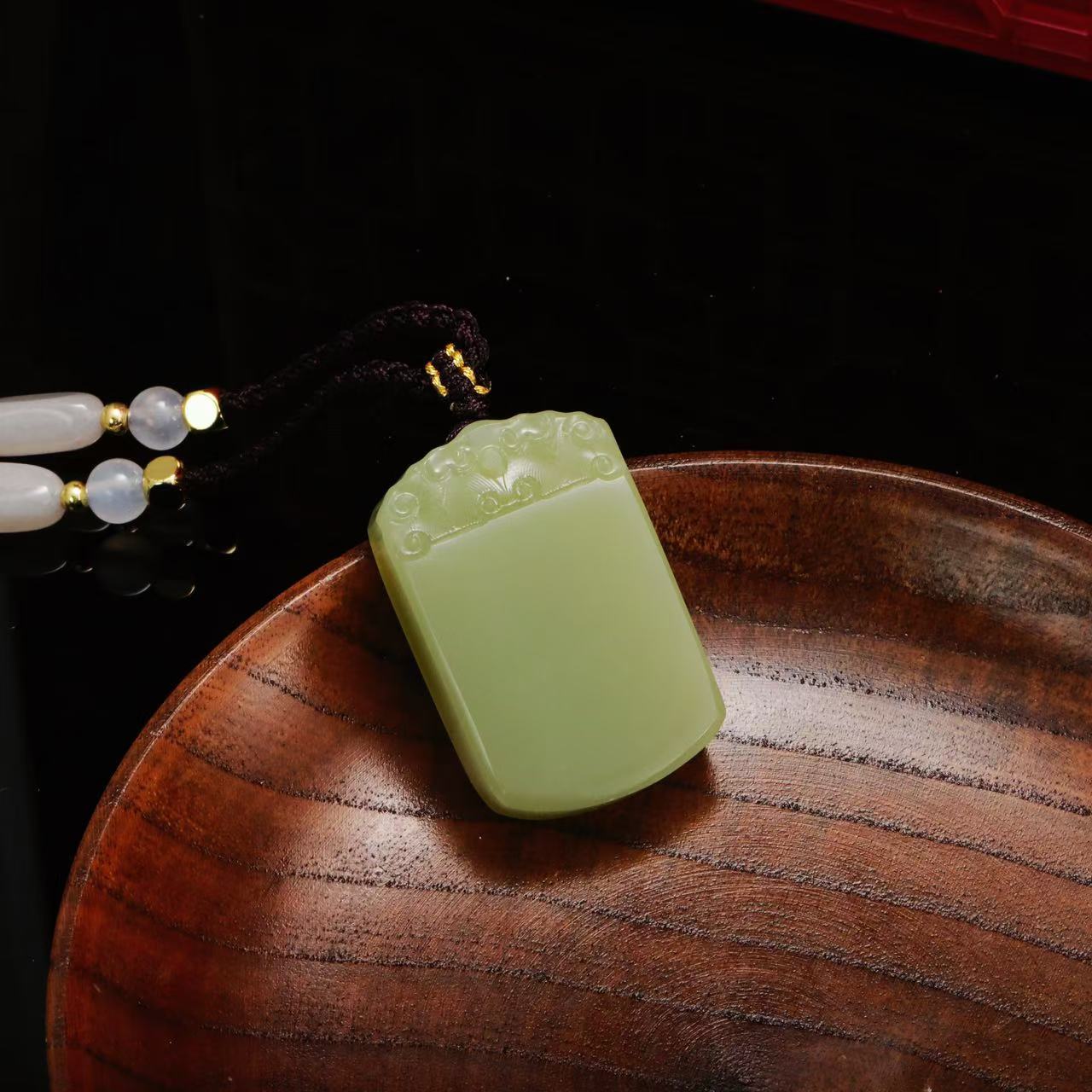 新疆 青海玉料黄口料精美无忧化无事牌吊坠时尚百搭 赠链