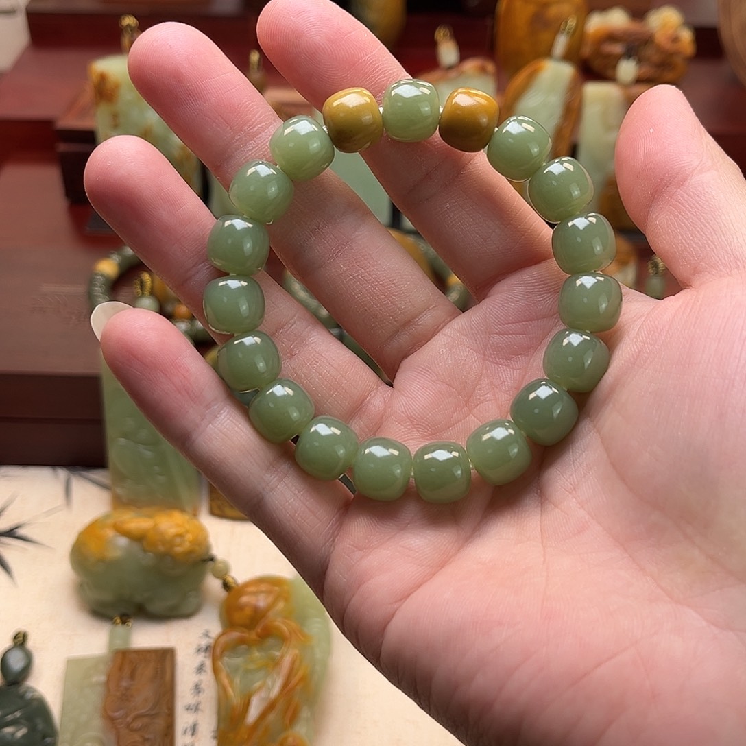 中***秋岫岩河磨玉（透闪石质玉）未镶嵌手串