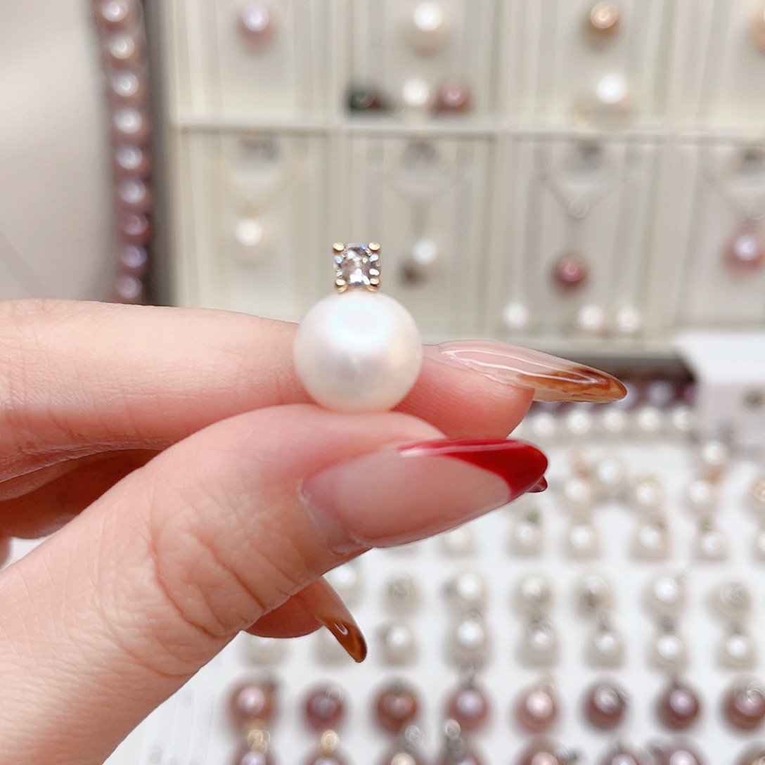 合金吊坠(赠链)淡水珍珠