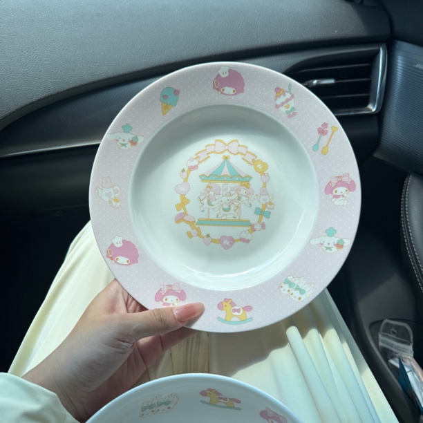 釉乐园可爱游乐园系列粉色美乐蒂餐具玉桂狗瓷器盘子