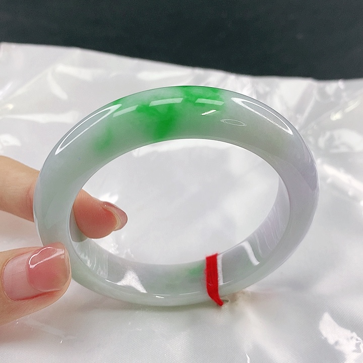 翡翠未镶嵌手镯圈52.5，0A052