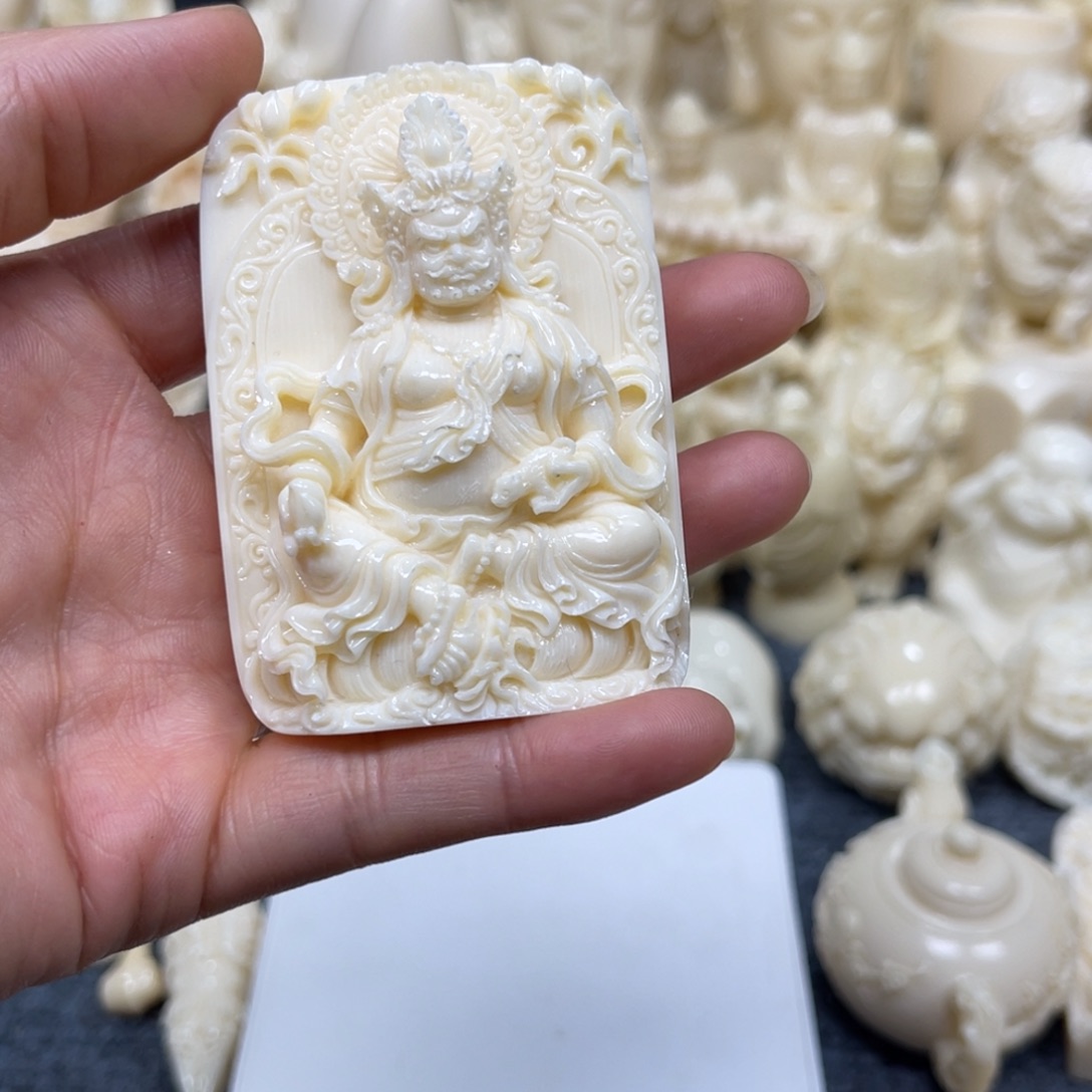 @****手串/手链/手镯猛犸象牙黄财神