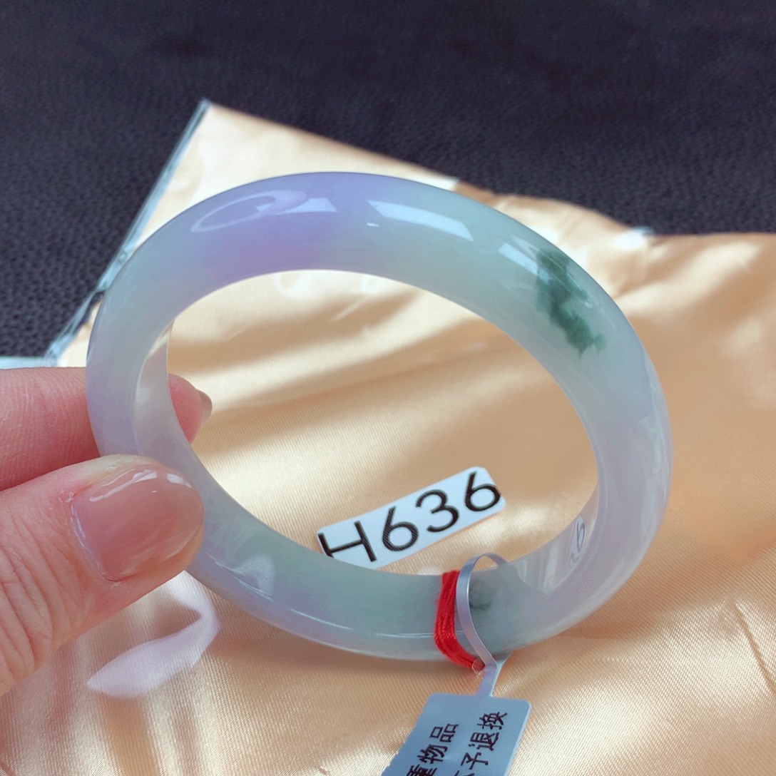 翡翠手镯未镶嵌手镯88