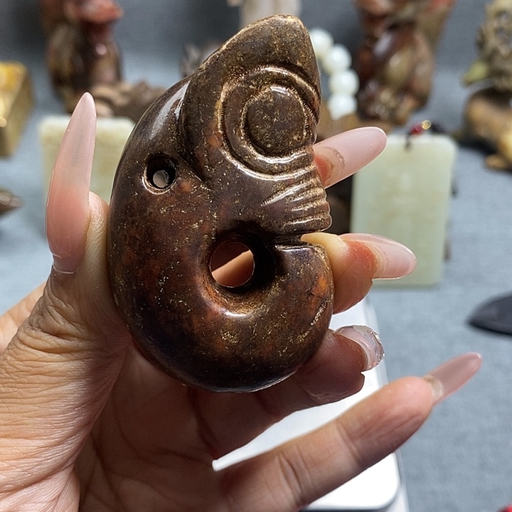 和田玉未镶嵌挂件