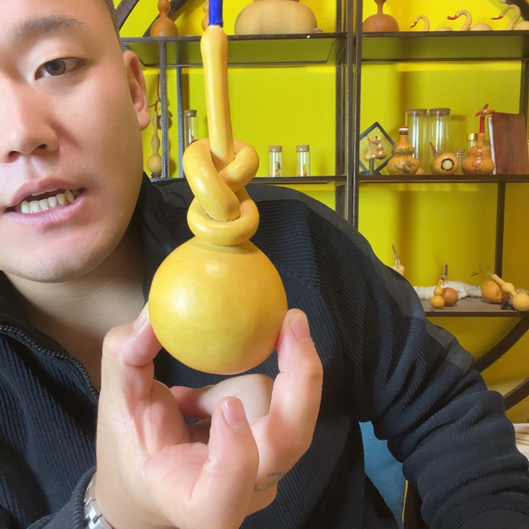 卷****手把八字扣葫芦葫芦