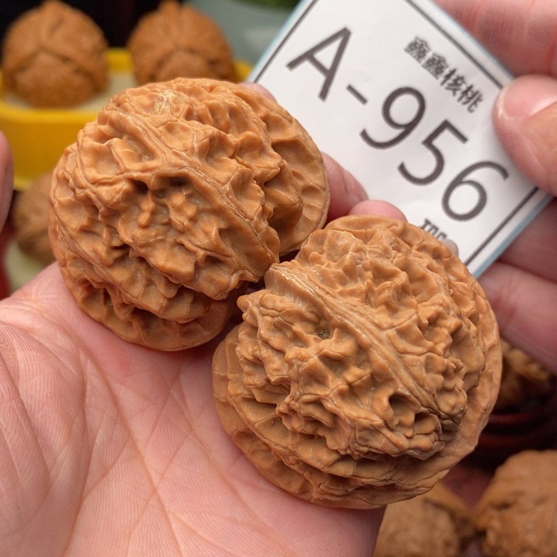 文玩核桃把件苹果44