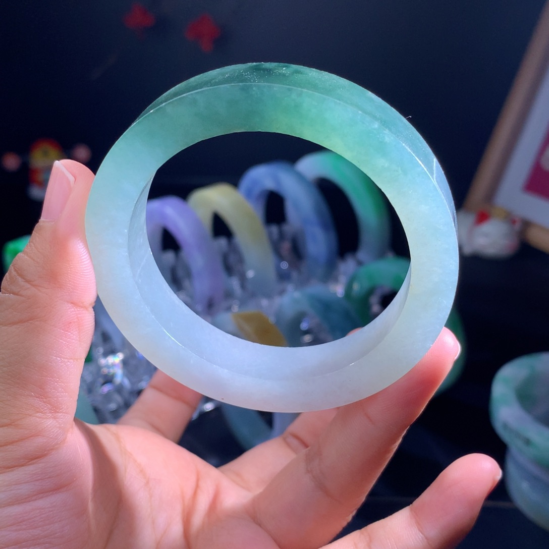 定制翡翠燕子强推10未镶嵌