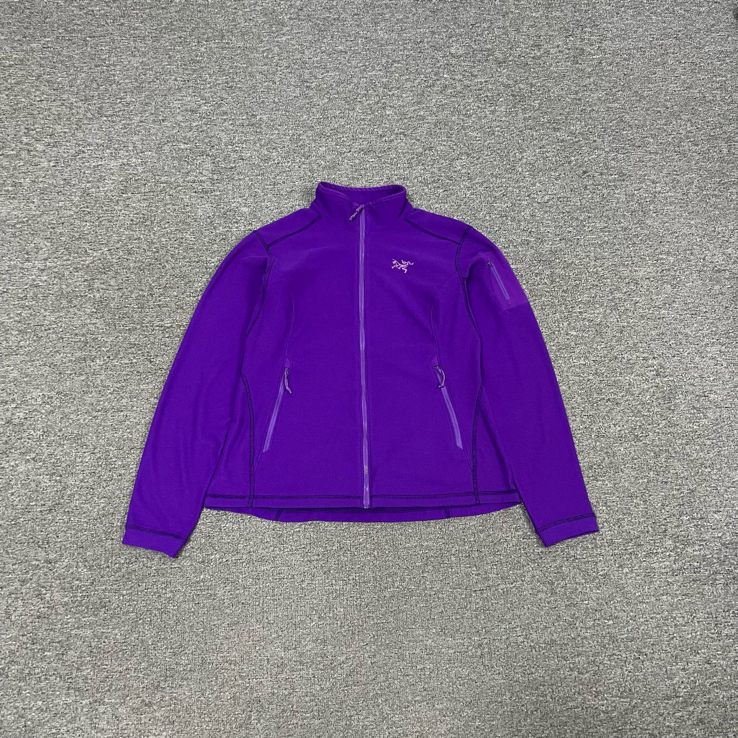 99新 AMIPARIS 始祖鸟 紫色抓绒外套