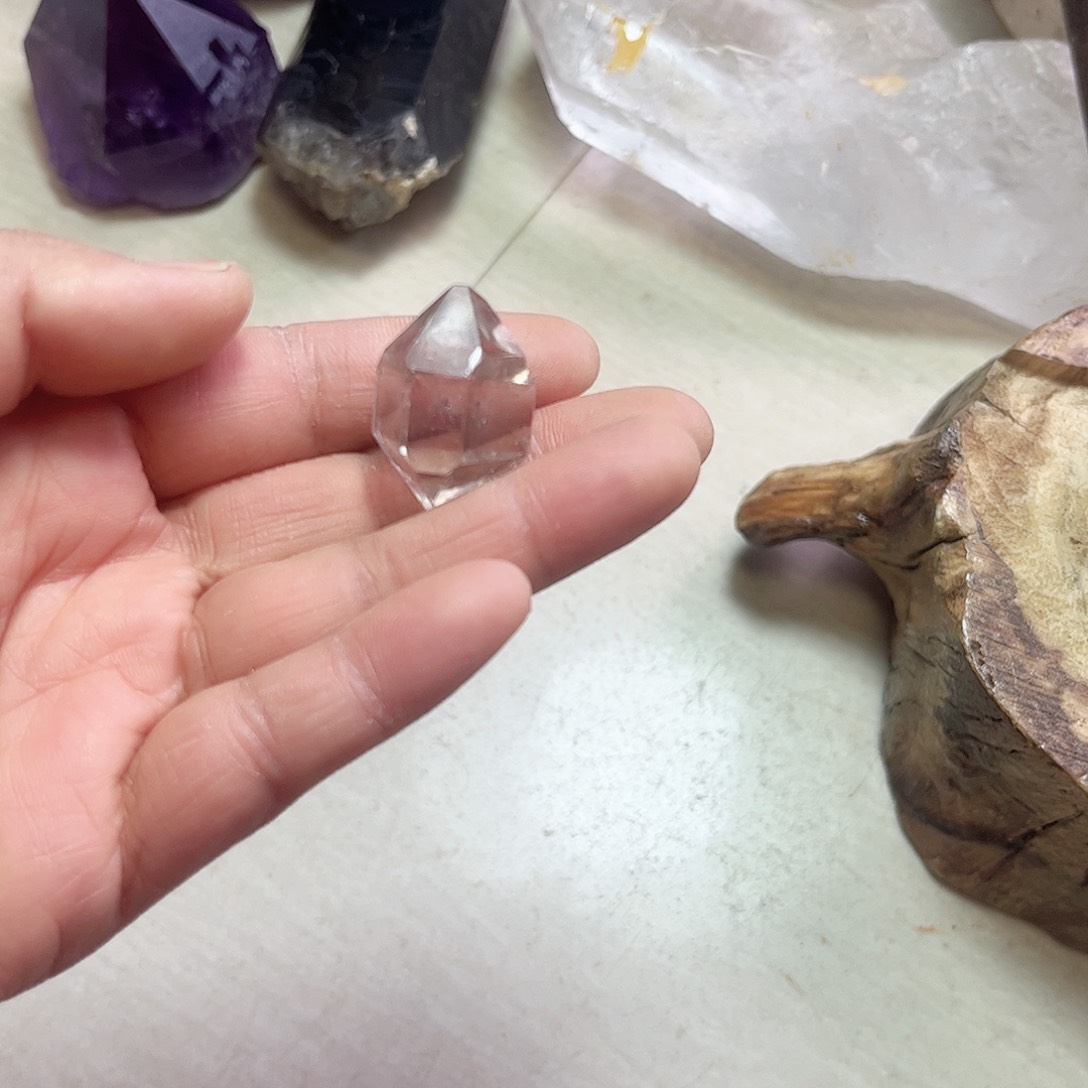 水晶天然水晶原石未镶嵌R****a