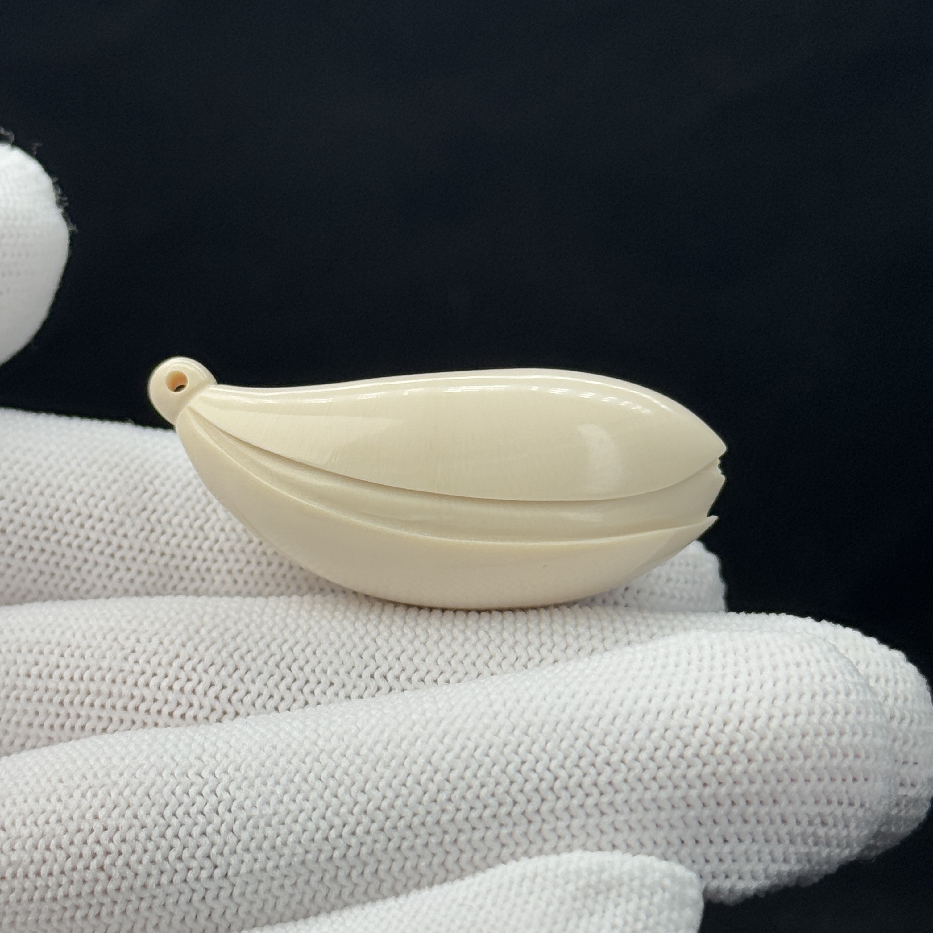 DEZHI/德志11.g玉兰花44*17*18天然猛犸牙吊坠K547