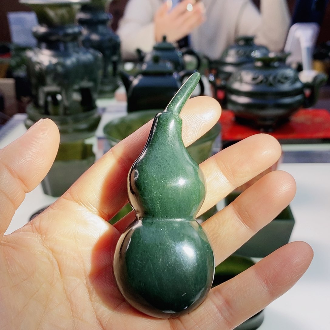 和田玉（青玉）摆件未镶嵌