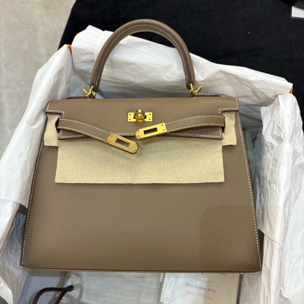95新 Hermes/爱马仕 98新 奢总管/kelly包/c刻