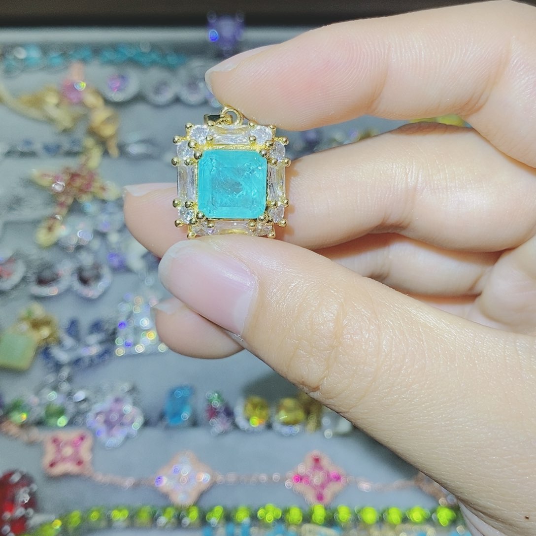 【闪购商品】银S925镶嵌耳饰托帕石