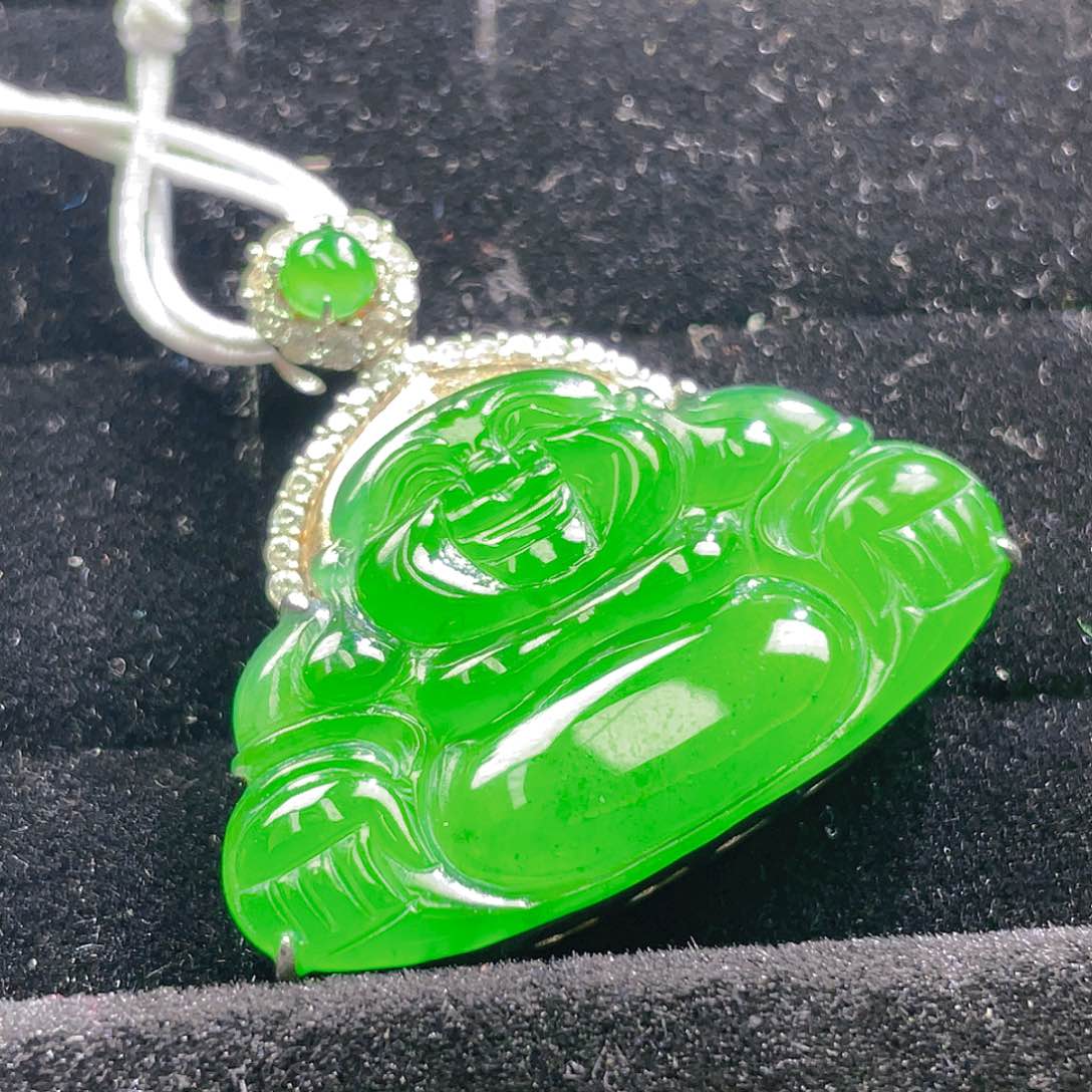 翡翠颈饰未镶嵌51，