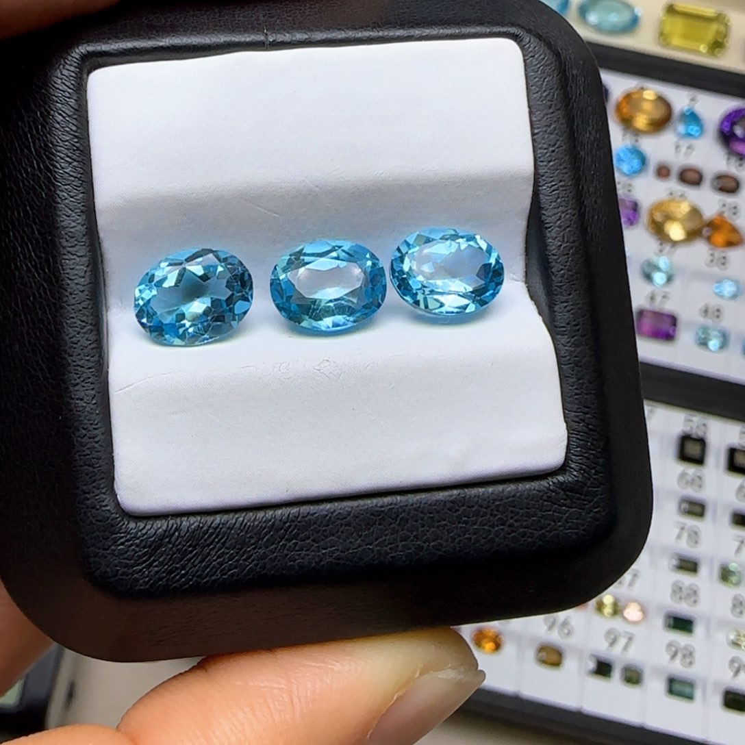 托帕石裸石未镶嵌7*9mm 多样性随机发一颗