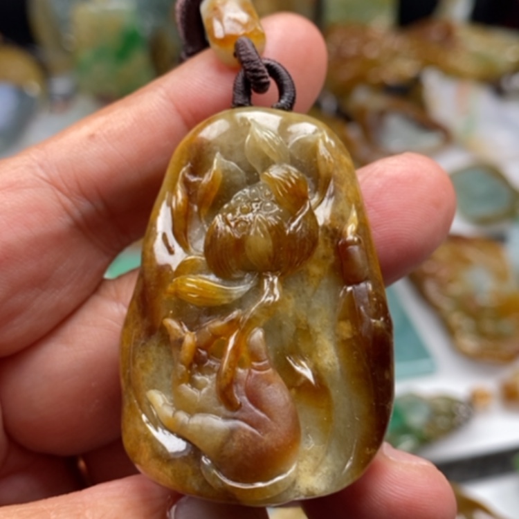 【闪购商品】翡翠颈饰未镶嵌缅甸翡翠A货吊坠