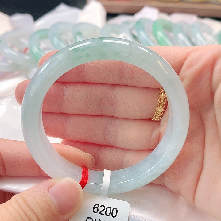 未镶嵌手镯翡翠缅甸A货翡翠手镯