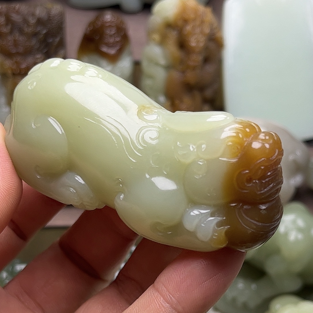 大***程和田玉未镶嵌挂件