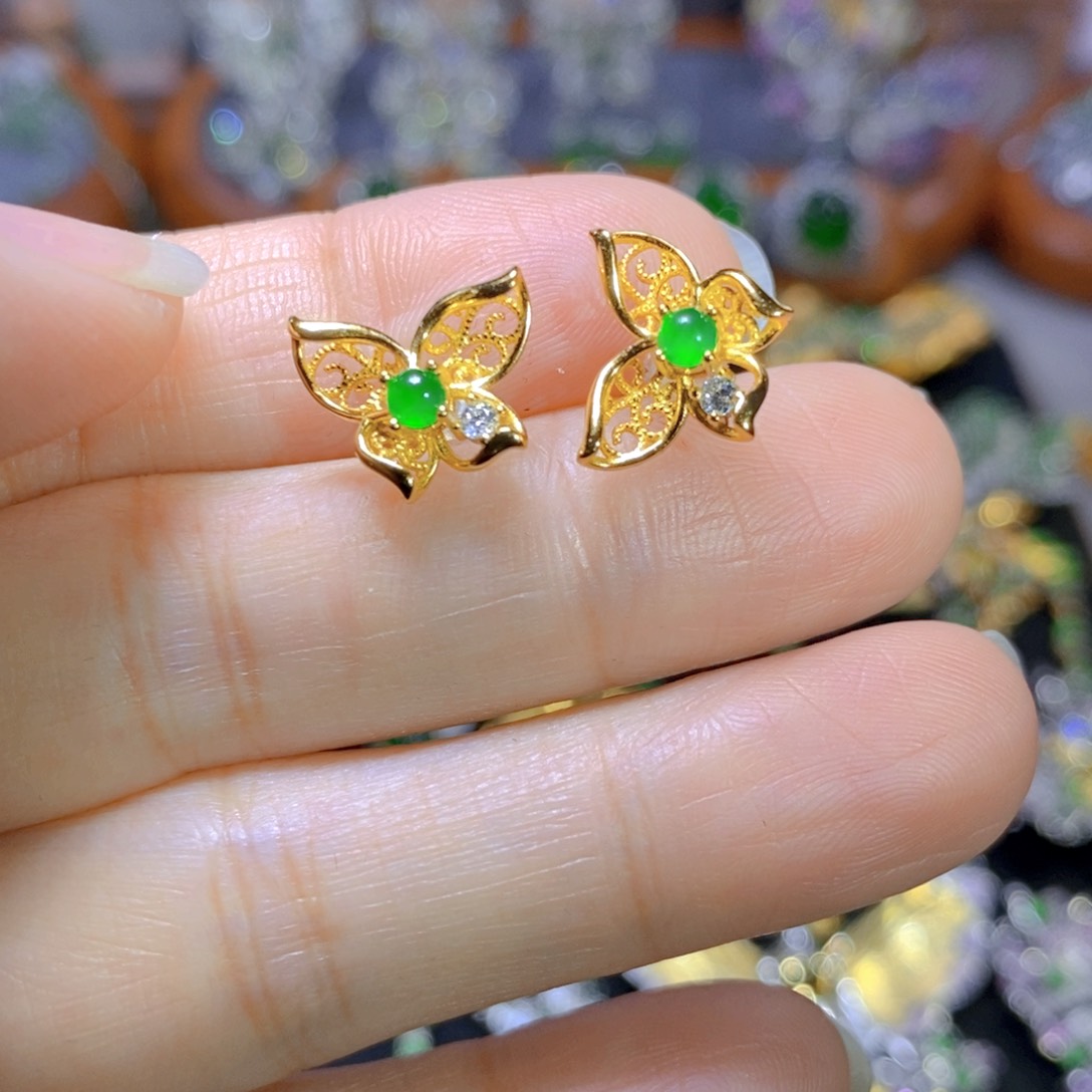 翡翠颈饰银S925镶嵌天然翡翠