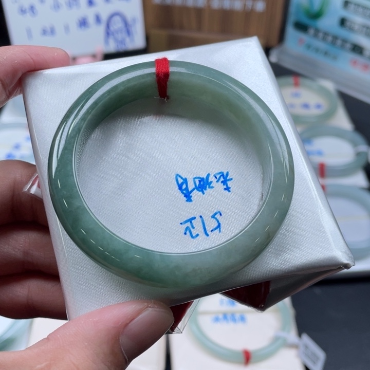 翡翠手镯未镶嵌老油青半山水51正