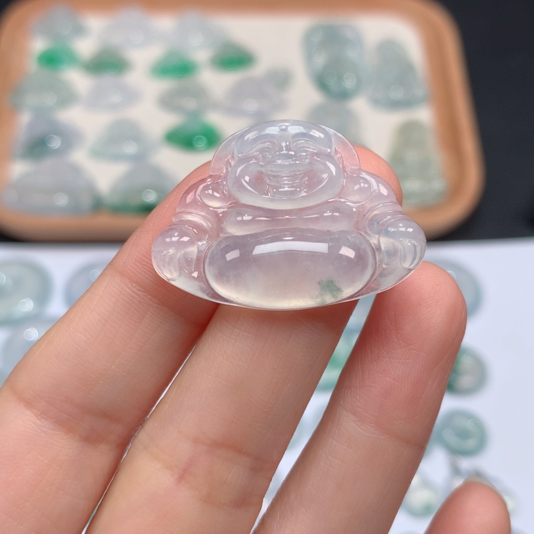 翡翠颈饰未镶嵌冰种飘花佛公