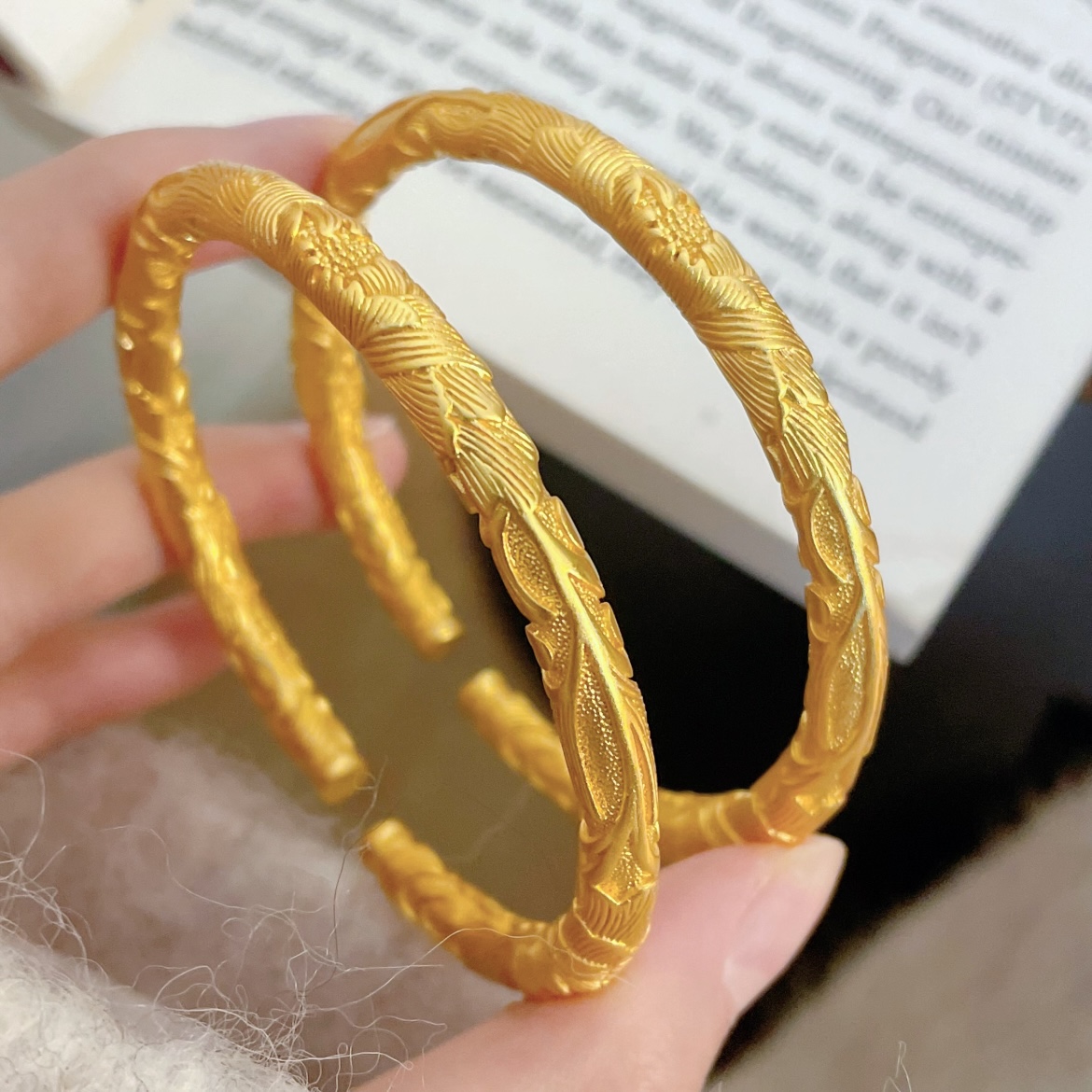 铜合金手镯 新中式国潮风古法鎏金精致錾刻【花开富贵牡丹开口镯】