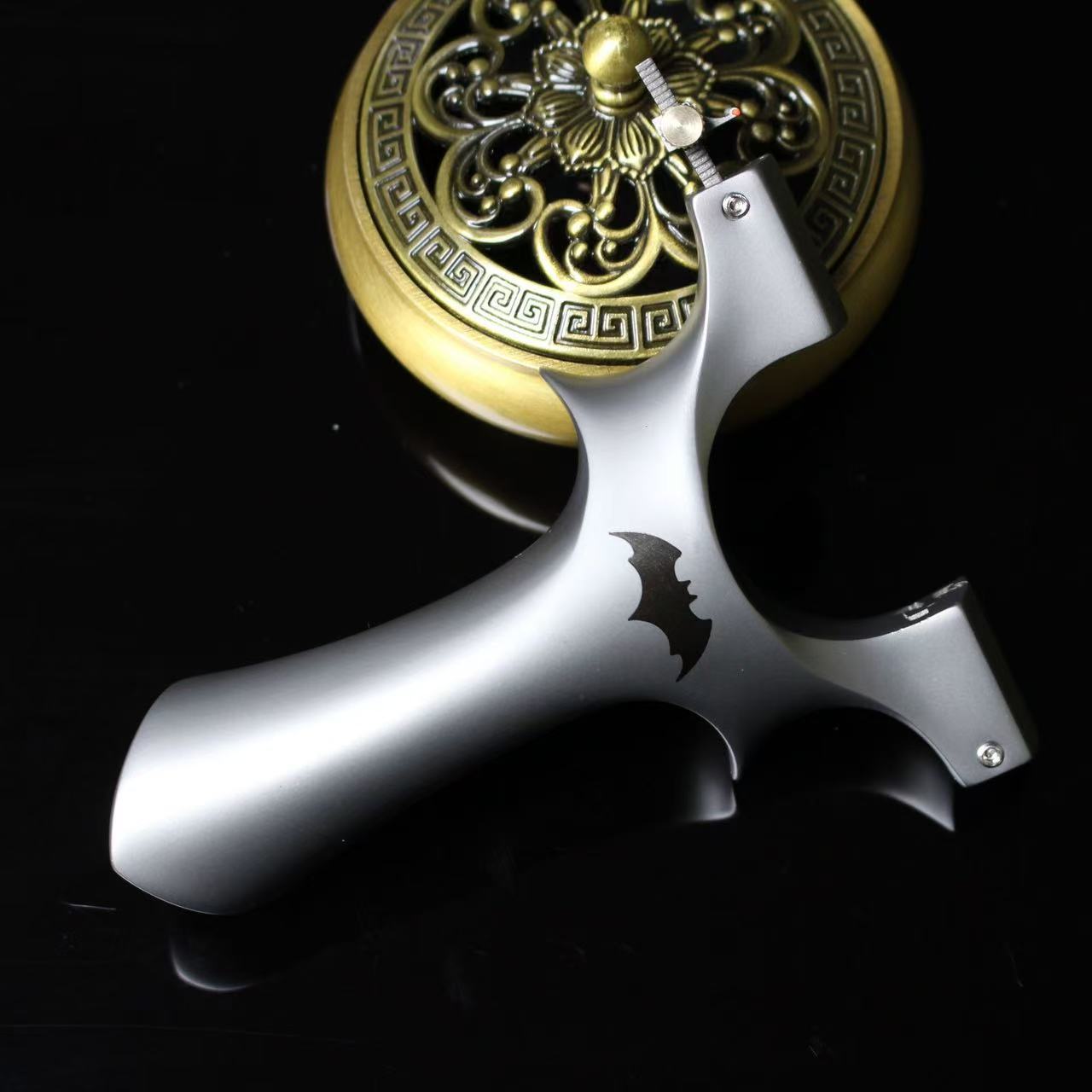 正版火狼蝙蝠二代龙齿新款架手感王扁皮蝙蝠精准火狼弹弓