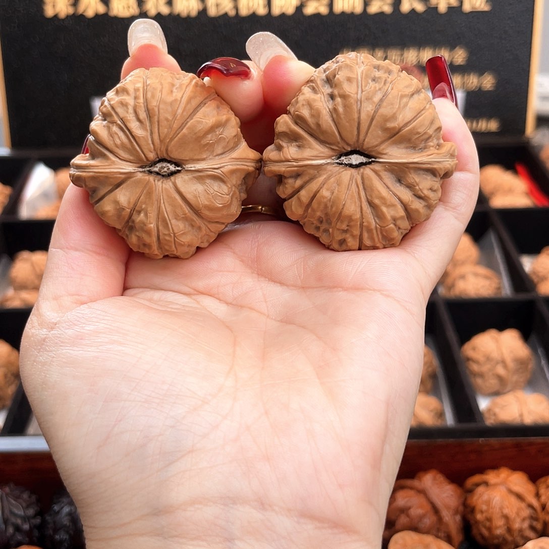 把件文玩核桃44南瓜全品正圆近正肩大肉纹44A7