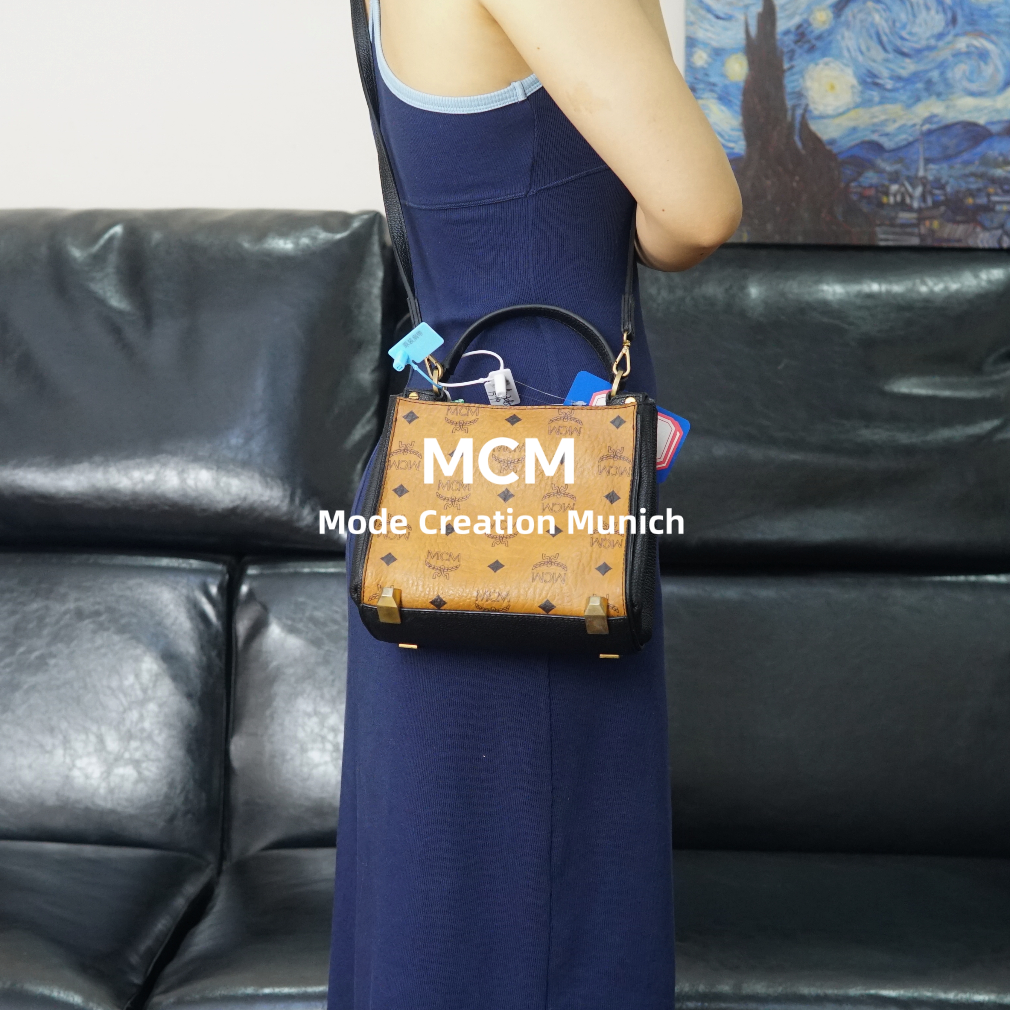 95新 MCM 干邑色斜挎包/AR06523085/3085