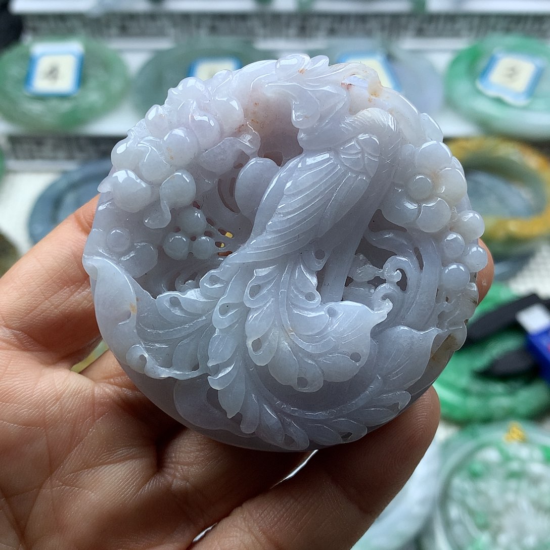 翡翠颈饰未镶嵌卿复古风格