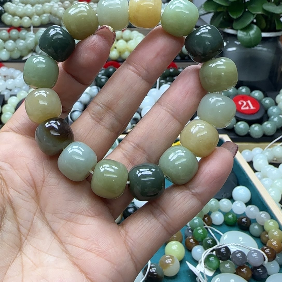 和田玉未镶嵌手链