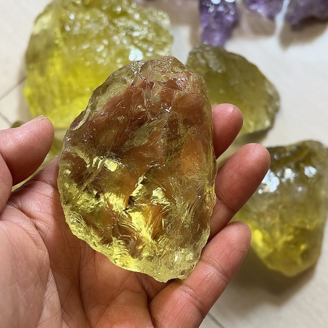 9***9黄晶未镶嵌珠宝半成品
