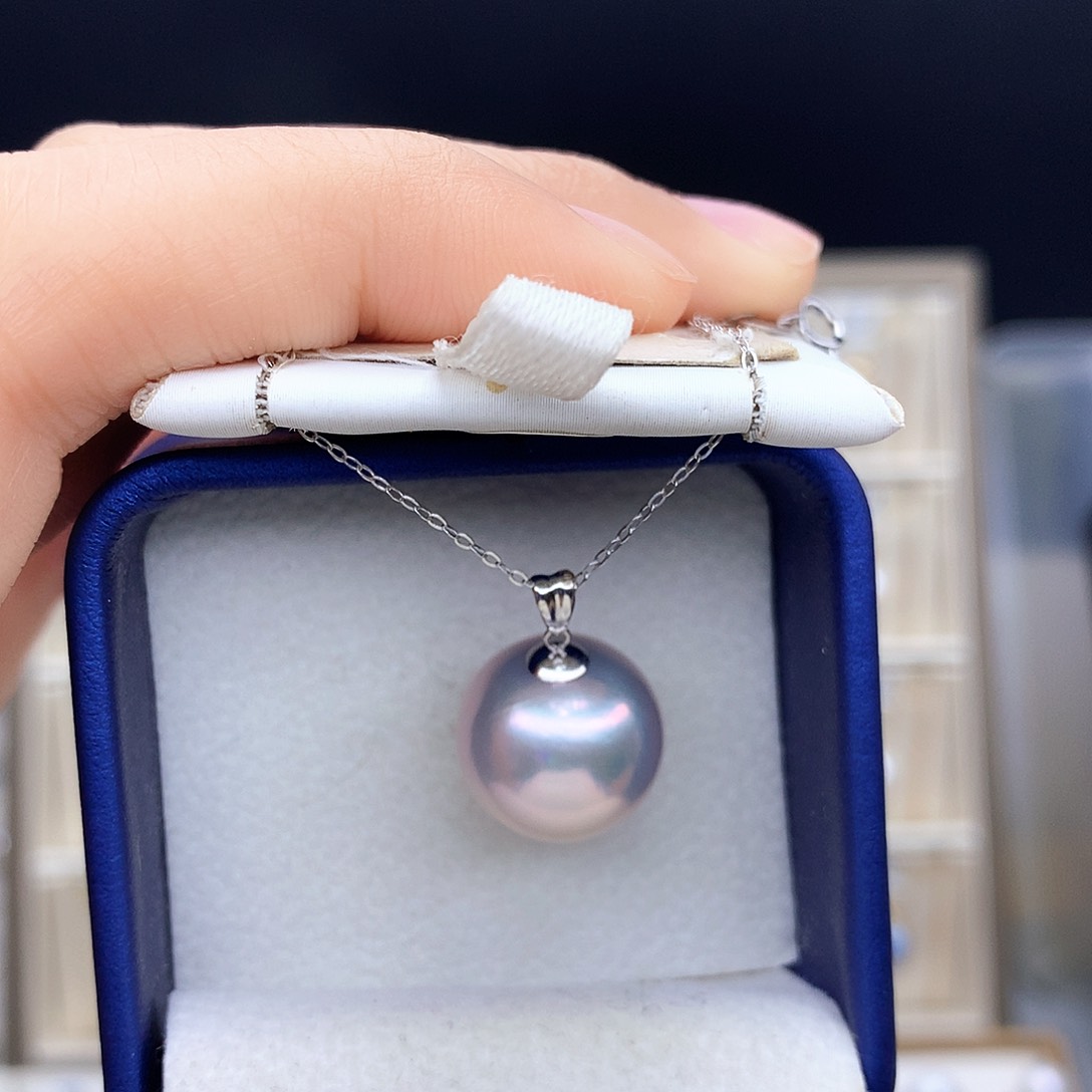 淡水珍珠18K金镶嵌吊坠(赠链)3****6