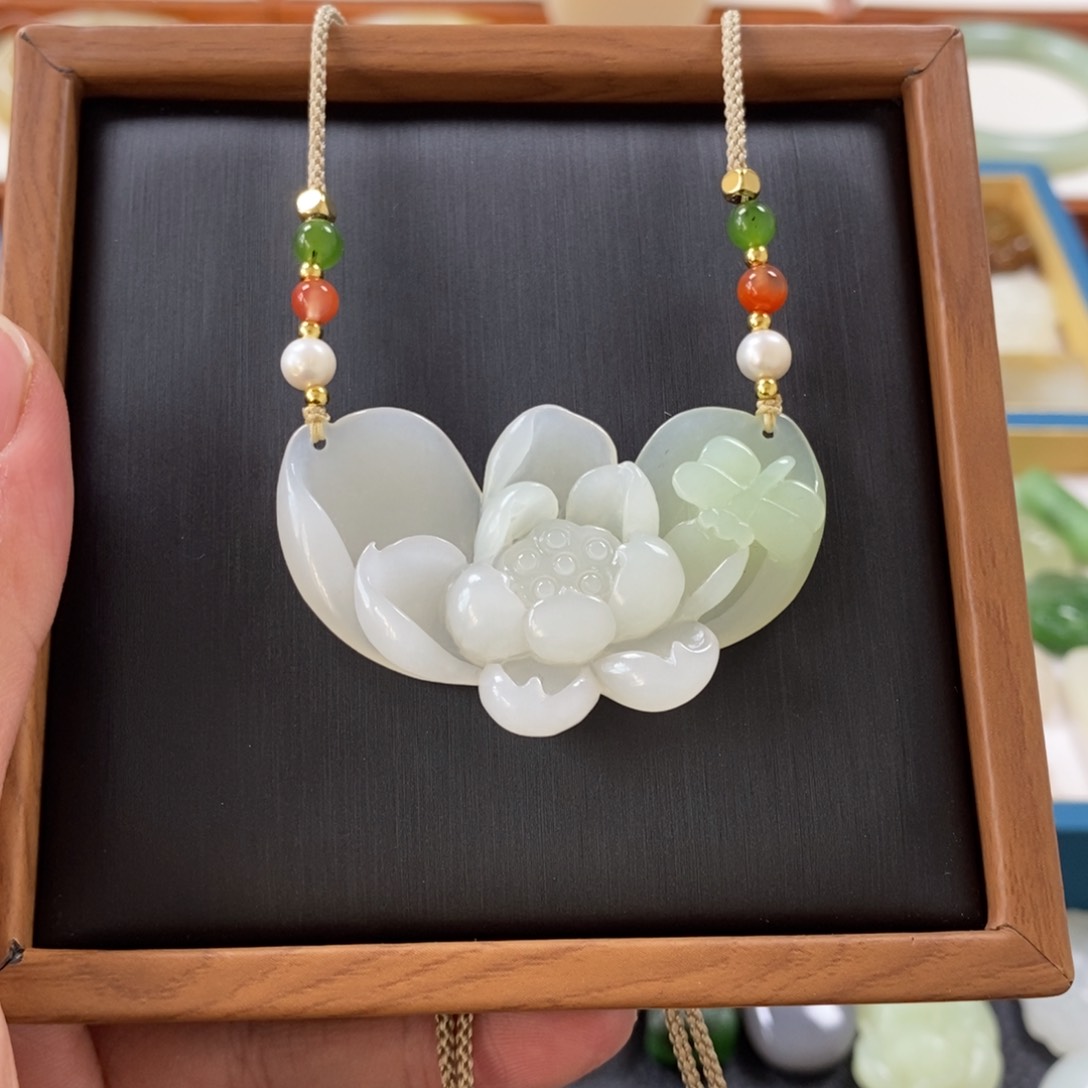 【闪购商品】和田玉吊坠未镶嵌