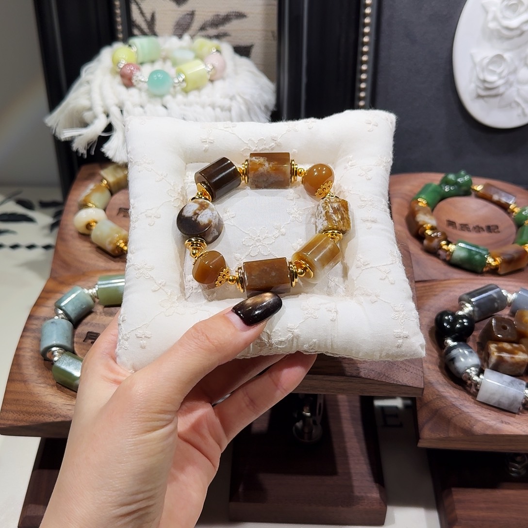 和田玉（糖玉）未镶嵌手链