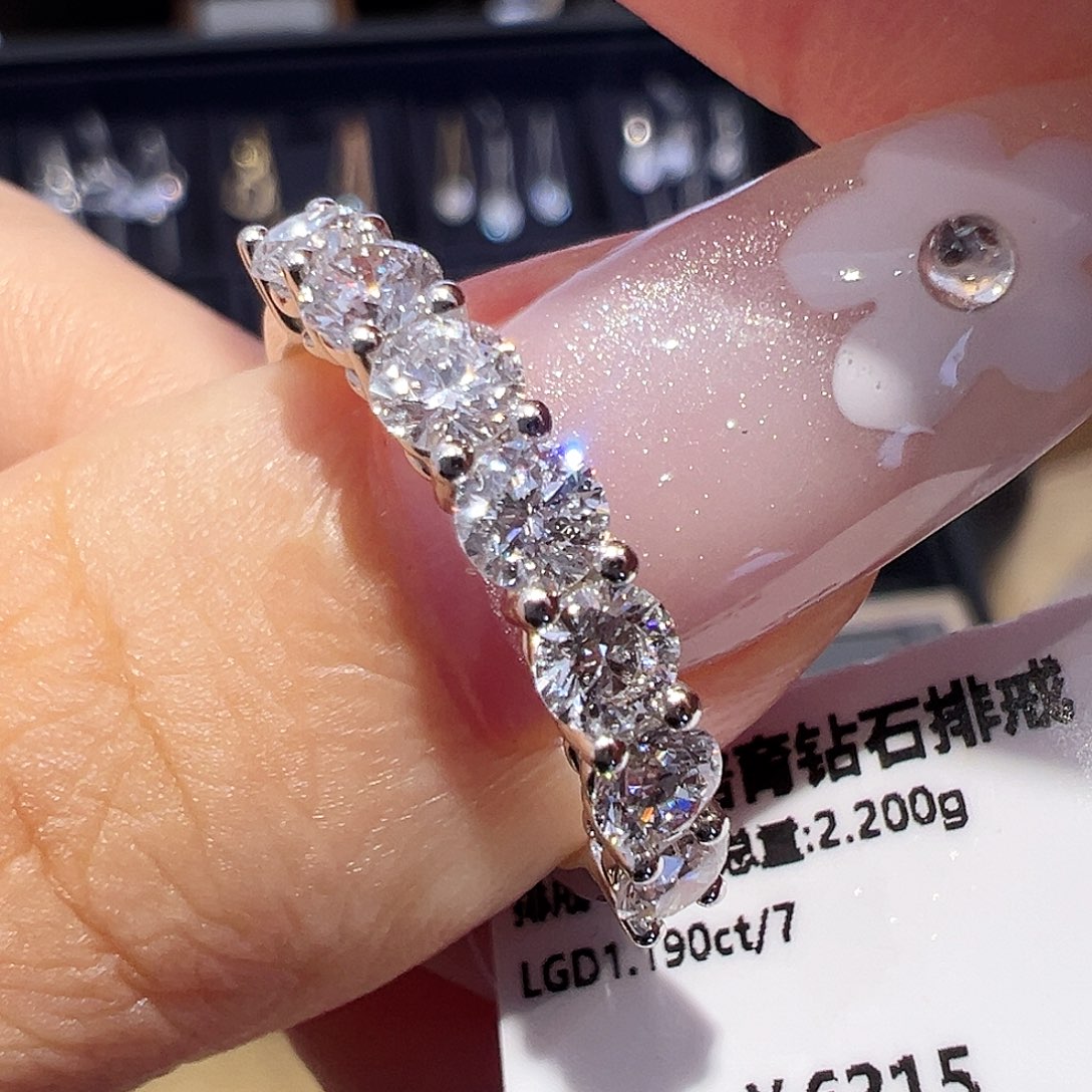 9K金镶嵌实验室培育钻石1.19