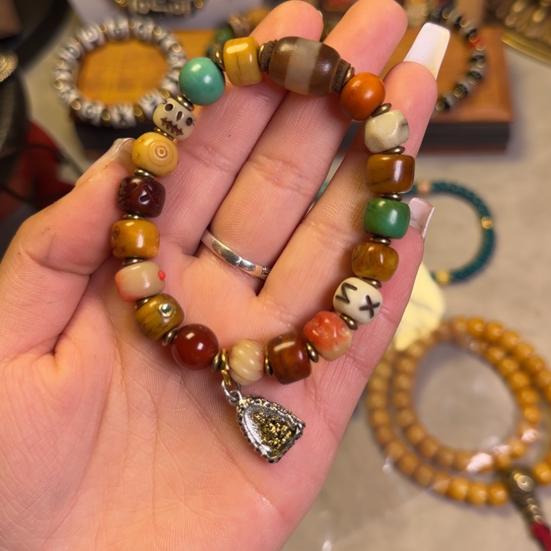 河***子木质类哈哈哈哈哈