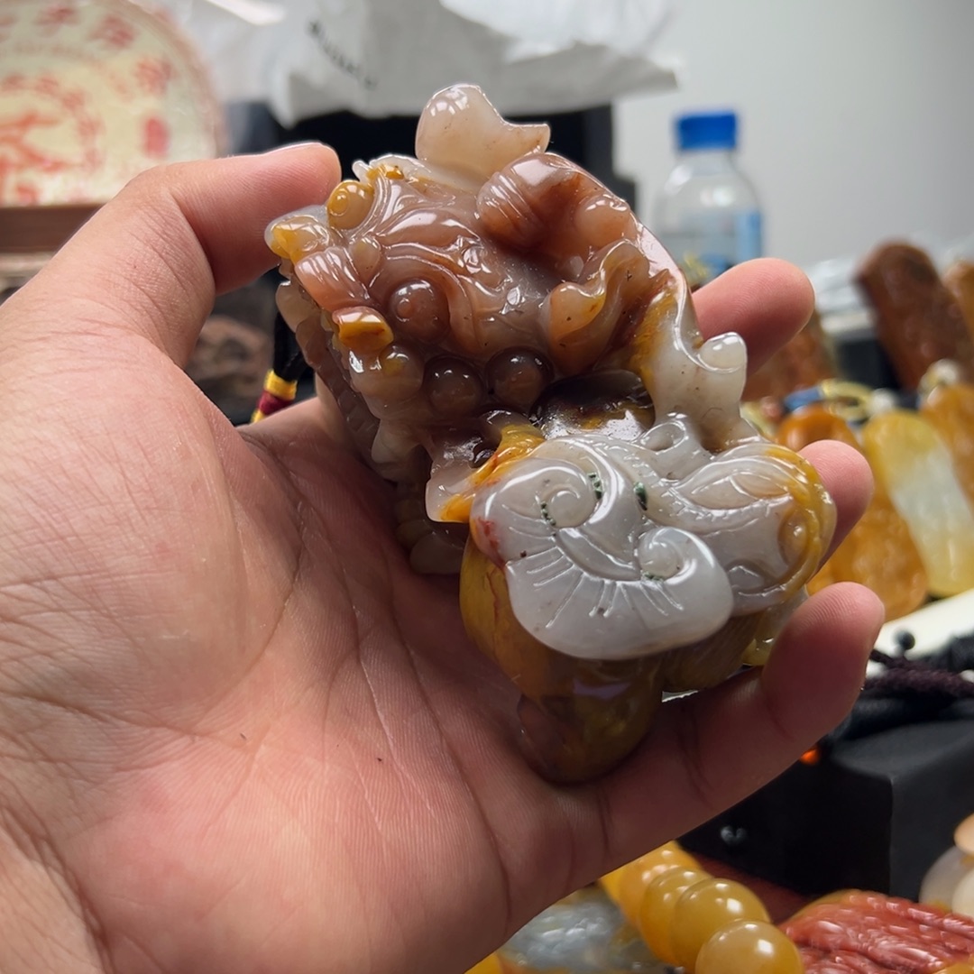 石英质玉（黄龙玉）未镶嵌多选发其一