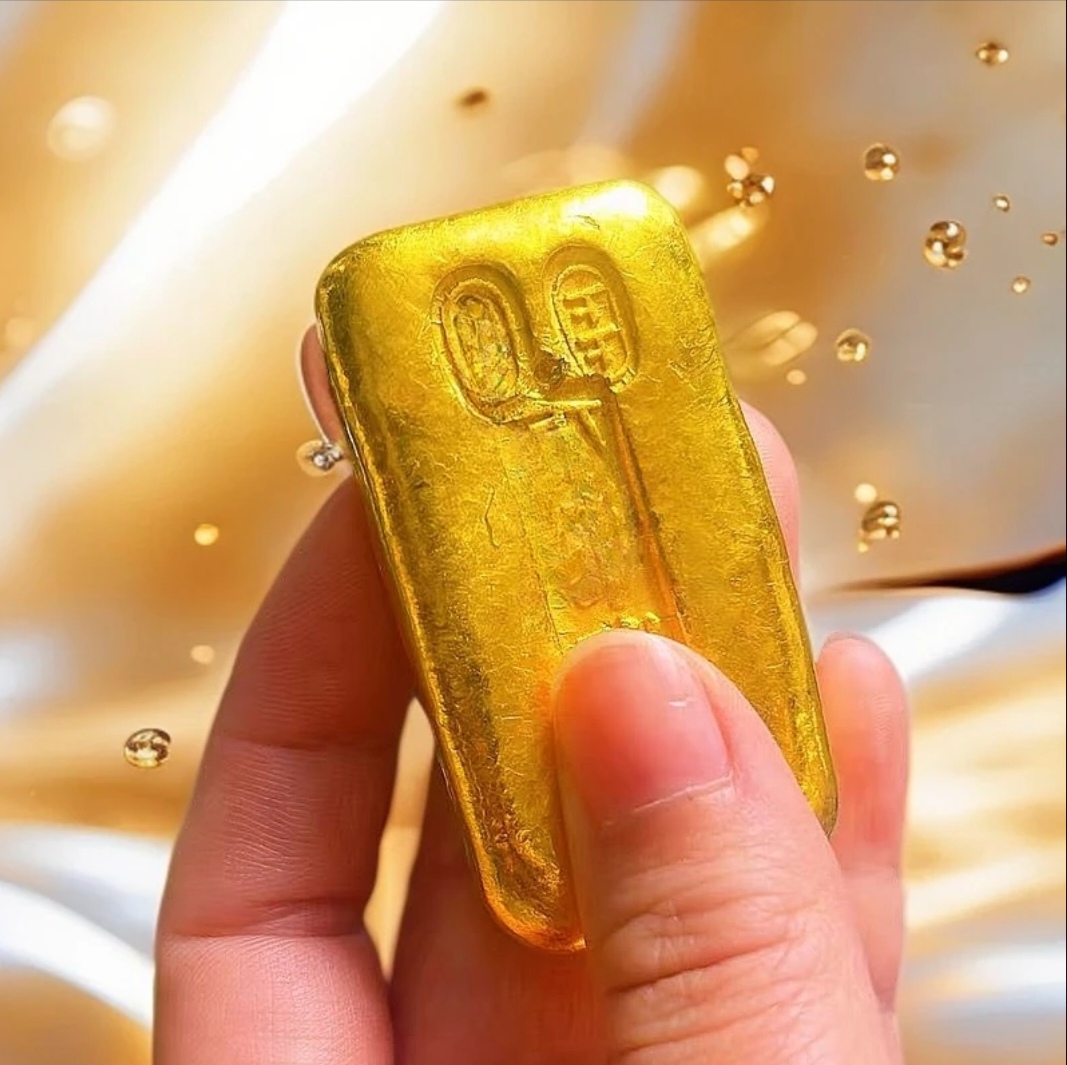 {炉内提纯}复古刻字长条摆件