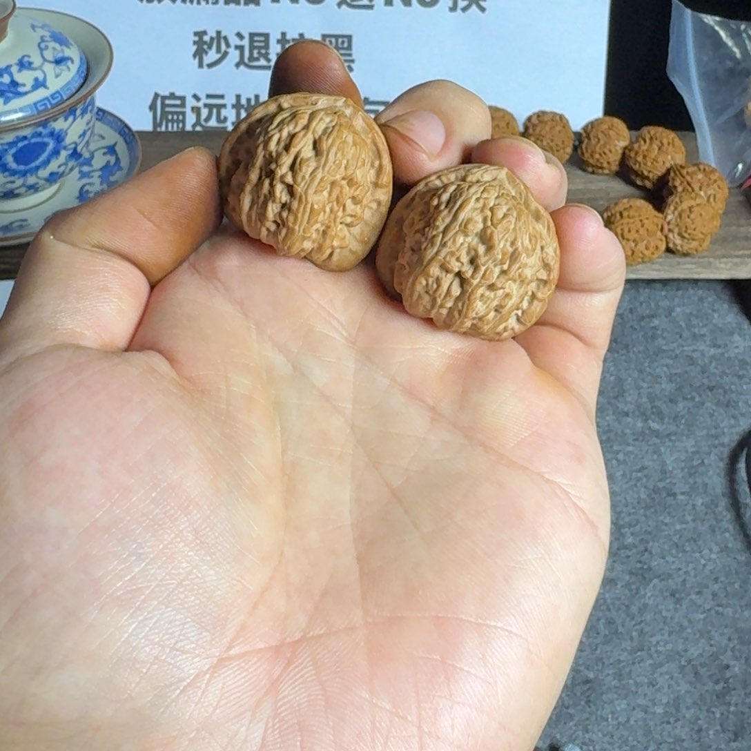 34全品红皮三角白手捻福利价