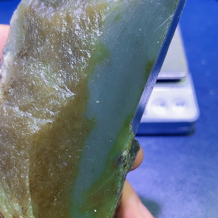 未镶嵌和田玉（糖玉）珠宝半成品