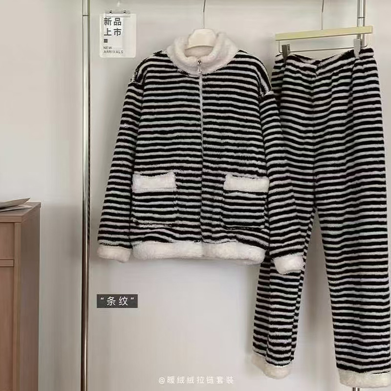 SXJ 条纹加厚珊瑚绒套装女冬