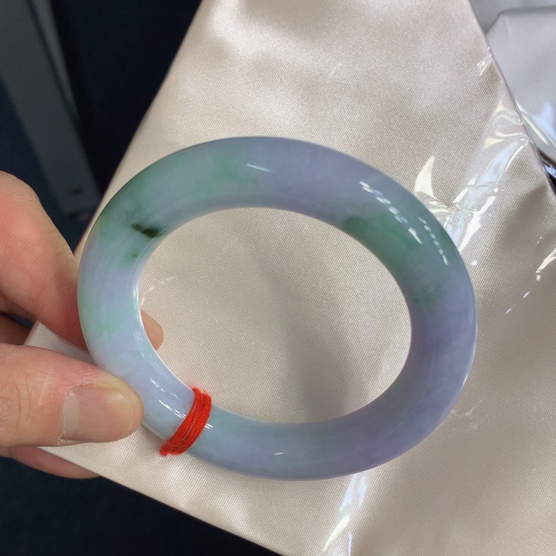 翡翠手镯（圆镯）未镶嵌翡翠