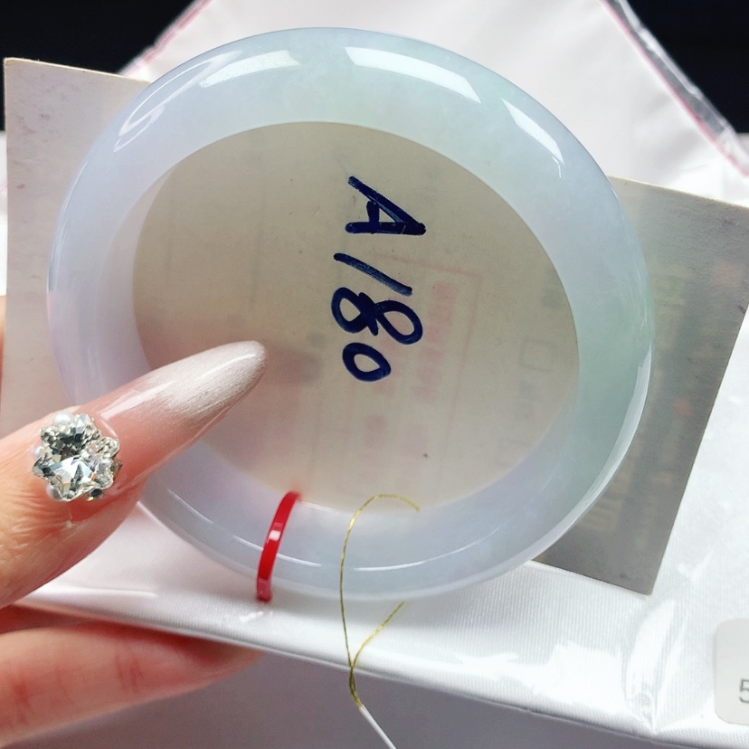 【闪购商品】翡翠手镯未镶嵌56.2圈