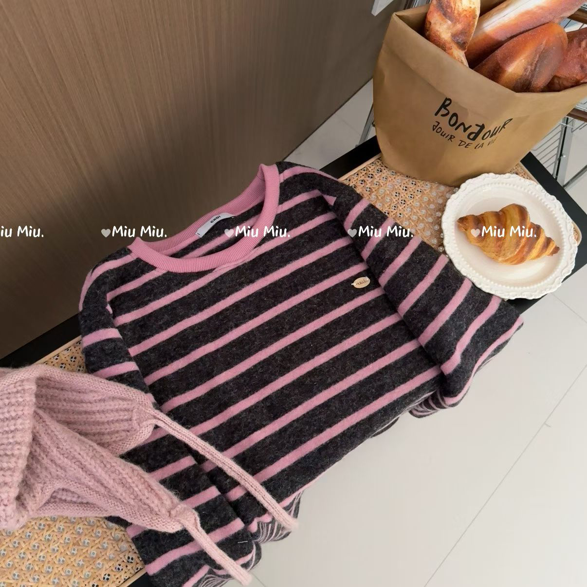 在韩 秋冬新款磨毛条纹宽松长袖T恤