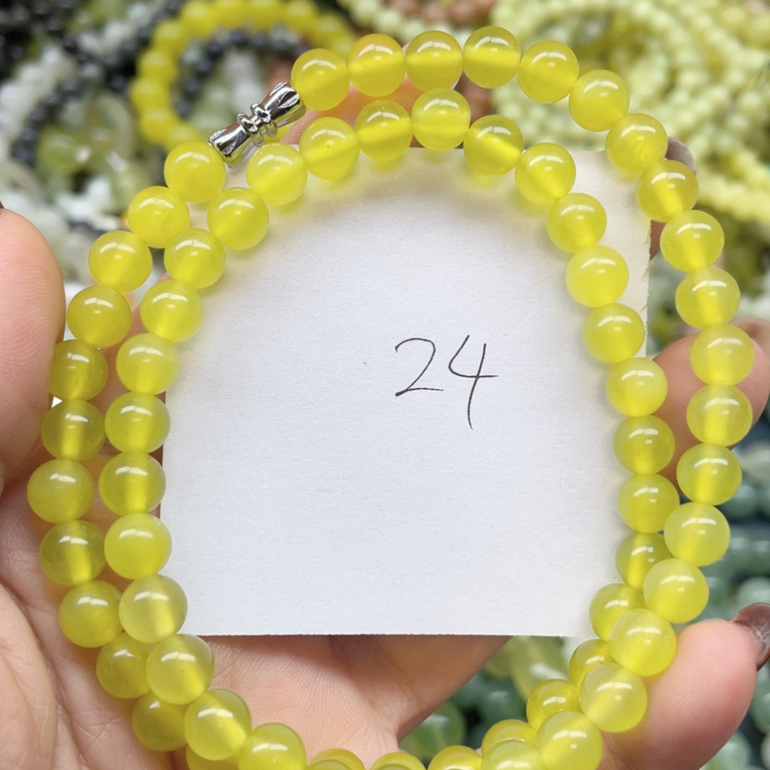 未镶嵌蛇纹石玉手链